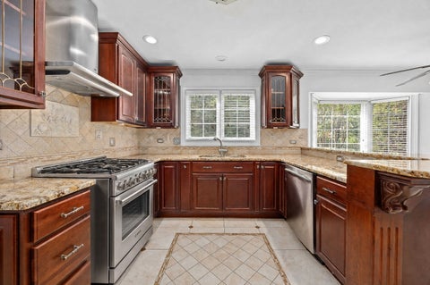 Tiny photo for 6342 Martin Drive, Willowbrook, IL 60527 (MLS # 12751668)