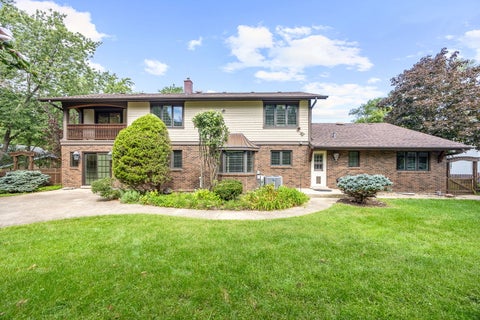 Tiny photo for 6342 Martin Drive, Willowbrook, IL 60527 (MLS # 12751668)