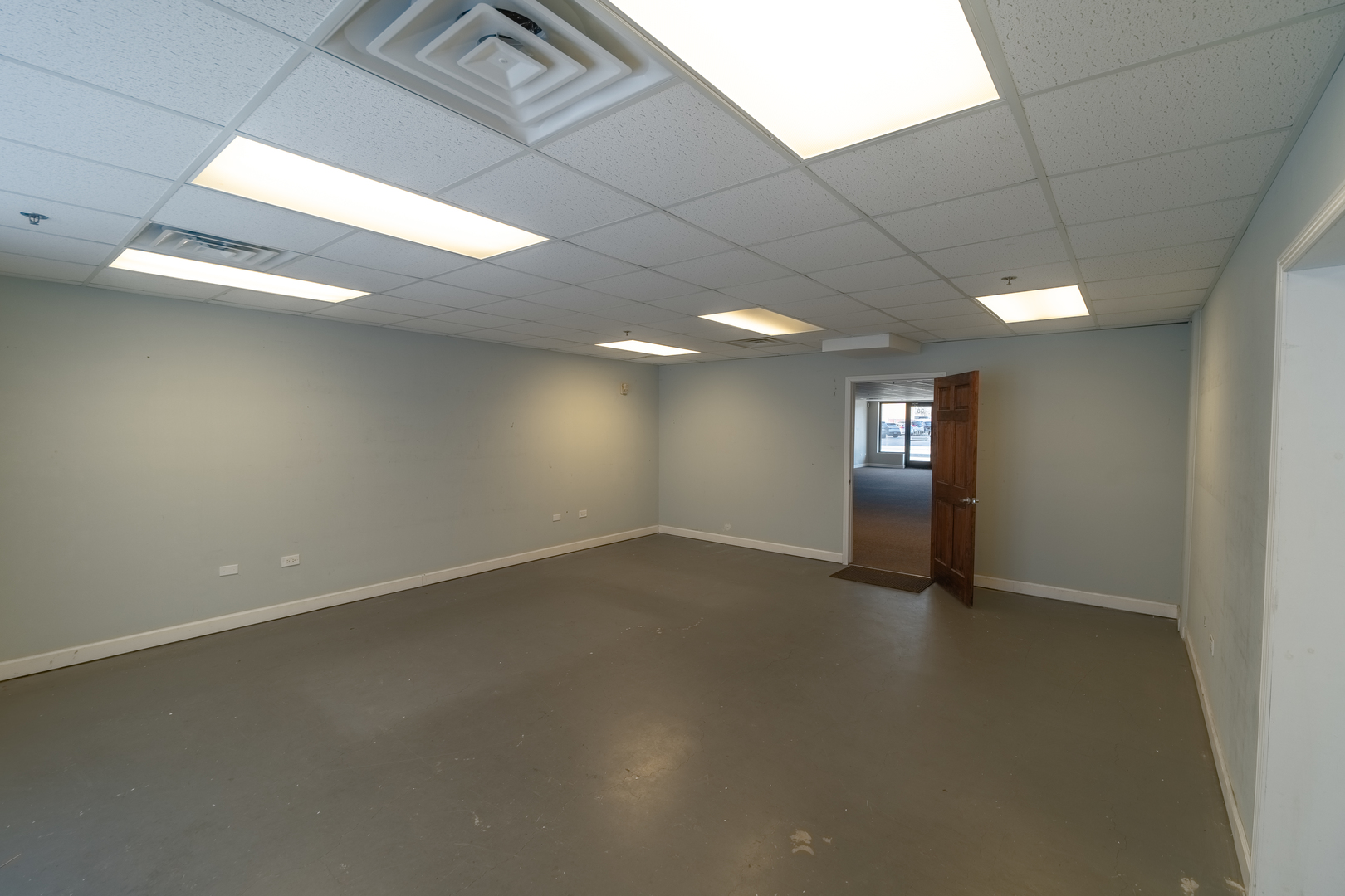 36 S Cass Avenue 38