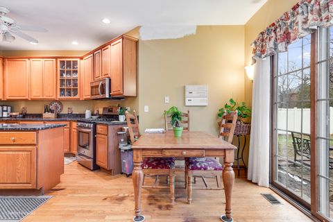 Tiny photo for 10400 Emerald Avenue, Orland Park, IL 60467 (MLS # 12592715)