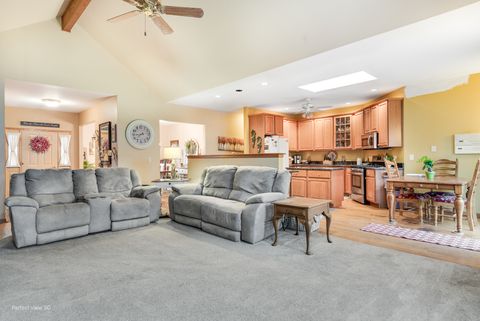 Tiny photo for 10400 Emerald Avenue, Orland Park, IL 60467 (MLS # 12592715)