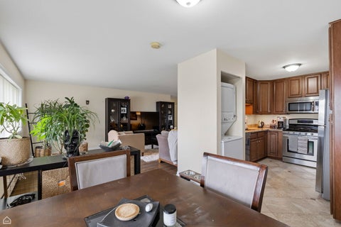 Tiny photo for 730 DEMPSTER Street #HG11, Mount Prospect, IL 60056 (MLS # 12627619)