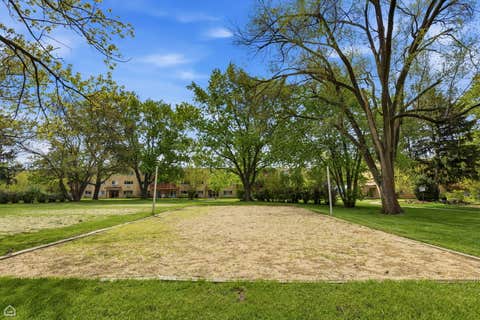 Tiny photo for 730 DEMPSTER Street #HG11, Mount Prospect, IL 60056 (MLS # 12627619)