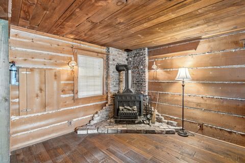 Tiny photo for 18208 Fountainbleau Drive, Hazel Crest, IL 60429 (MLS # 12511581)