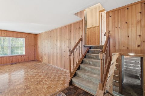 Tiny photo for 18208 Fountainbleau Drive, Hazel Crest, IL 60429 (MLS # 12511581)