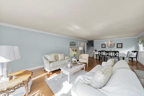 Tiny photo for 335 E HARRISON Street, Elmhurst, IL 60126 (MLS # 12501764)