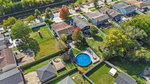 Tiny photo for 335 E HARRISON Street, Elmhurst, IL 60126 (MLS # 12501764)