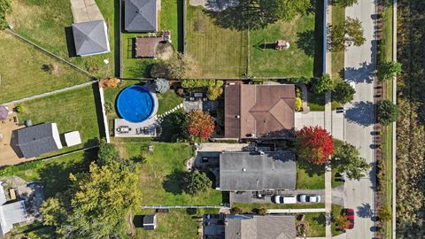 Tiny photo for 335 E HARRISON Street, Elmhurst, IL 60126 (MLS # 12501764)