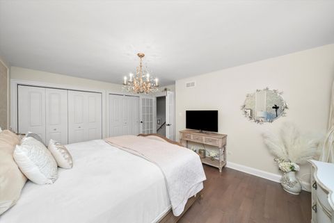 Tiny photo for 335 E HARRISON Street, Elmhurst, IL 60126 (MLS # 12501764)