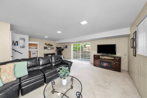 Tiny photo for 335 E HARRISON Street, Elmhurst, IL 60126 (MLS # 12501764)