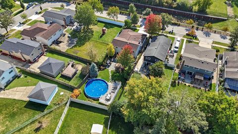 Tiny photo for 335 E HARRISON Street, Elmhurst, IL 60126 (MLS # 12501764)