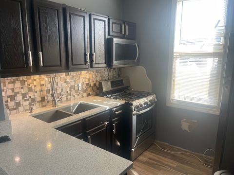 Tiny photo for 2213 S Oakley Avenue, Chicago, IL 60608 (MLS # 12548254)