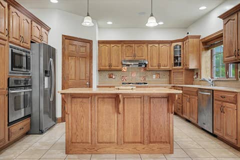 Tiny photo for 1808 Vale Street, Champaign, IL 61822 (MLS # 12705846)