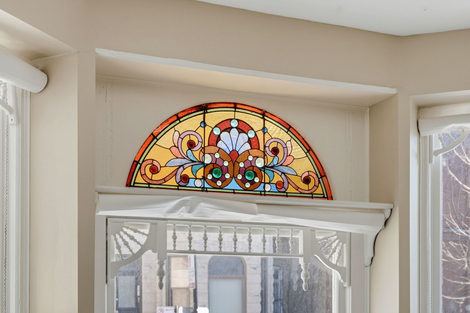 2424 N Geneva Terrace