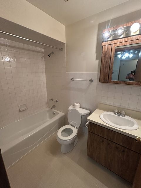 Tiny photo for 2335 Walnut Street, Blue Island, IL 60406 (MLS # 12449583)