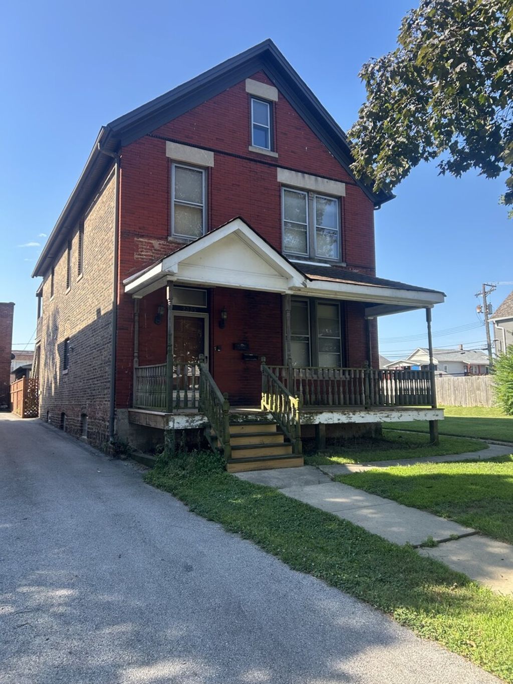 Photo for 2335 Walnut Street, Blue Island, IL 60406 (MLS # 12449583)