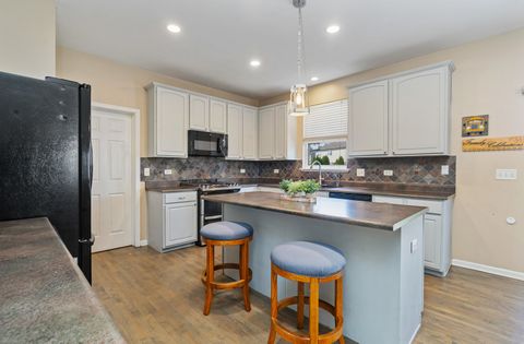Tiny photo for 17825 S ALTA Drive, Lockport, IL 60441 (MLS # 12466865)