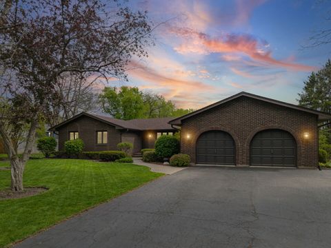 Photo of 4269 Harper Avenue, Gurnee, IL 60031 (MLS # 12630708)