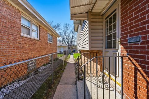 Tiny photo for 14114 S Saginaw Avenue, Burnham, IL 60633 (MLS # 12545014)