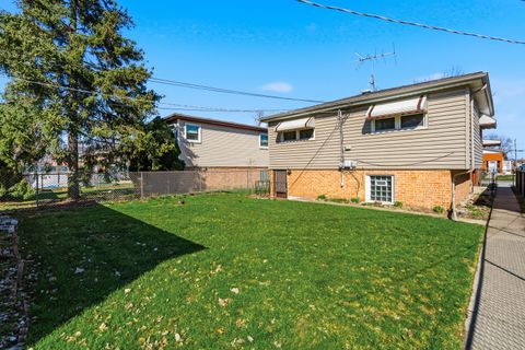 Tiny photo for 14114 S Saginaw Avenue, Burnham, IL 60633 (MLS # 12545014)