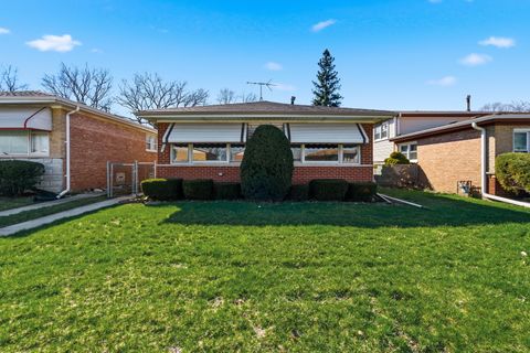 Tiny photo for 14114 S Saginaw Avenue, Burnham, IL 60633 (MLS # 12545014)