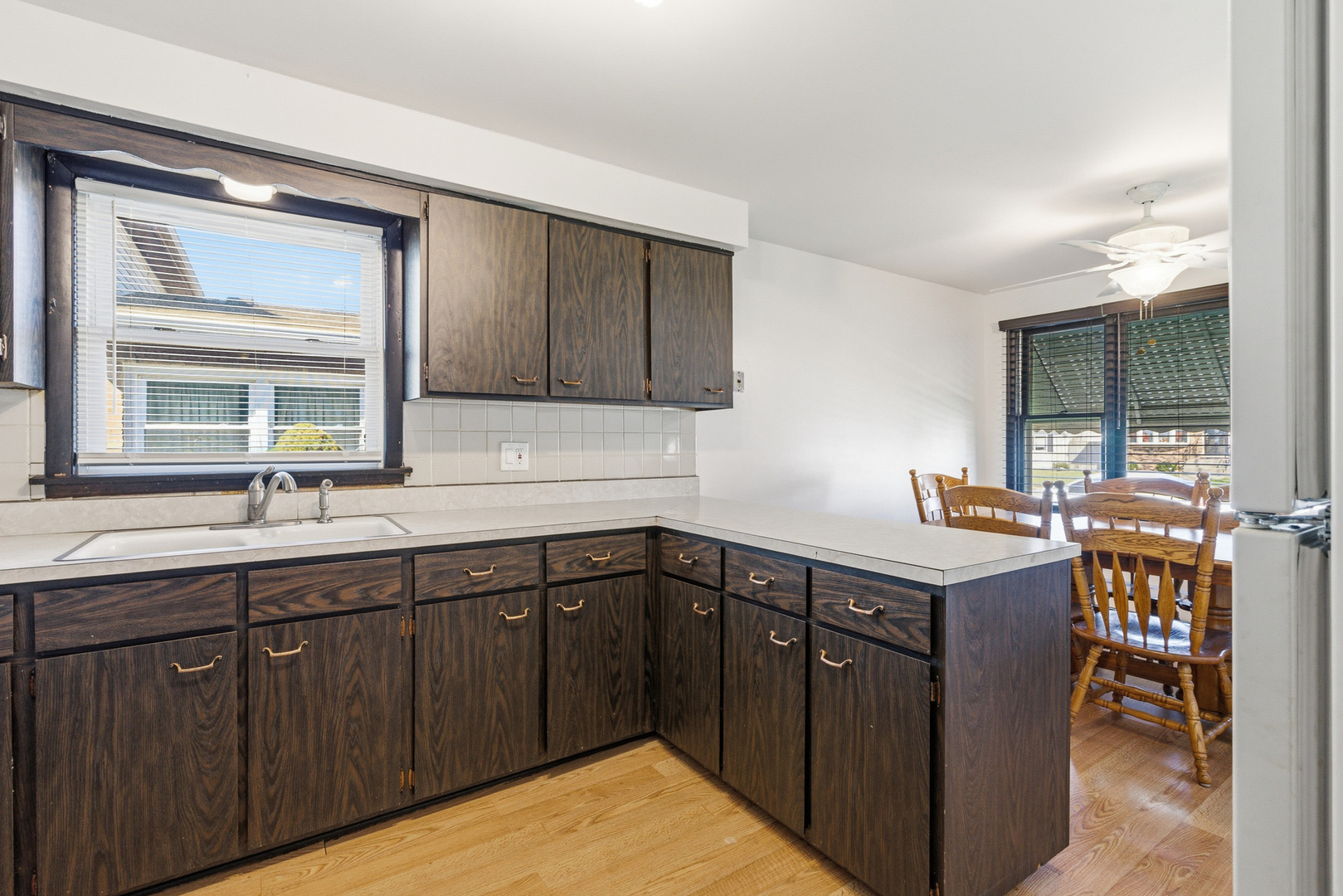 14114 S Saginaw Avenue