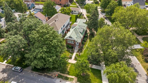 Tiny photo for 5661 N New Hampshire Avenue, Chicago, IL 60631 (MLS # 12704652)