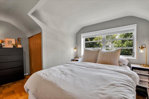 Tiny photo for 5661 N New Hampshire Avenue, Chicago, IL 60631 (MLS # 12704652)