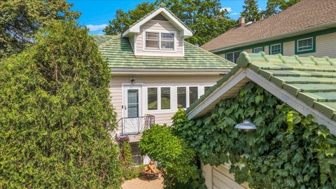 Tiny photo for 5661 N New Hampshire Avenue, Chicago, IL 60631 (MLS # 12704652)