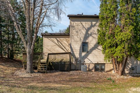 Tiny photo for 3495 Fairview Drive #0, Bettendorf, IA 52722 (MLS # 12605307)