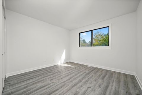 Tiny photo for 475 S BELMONT Avenue #1, Elgin, IL 60123 (MLS # 12487970)