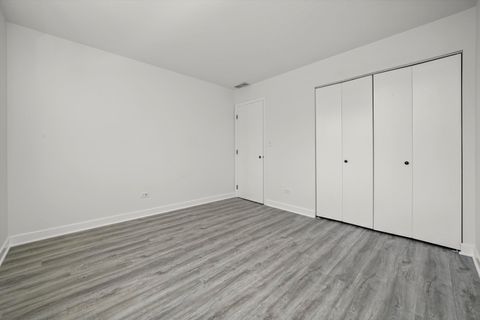 Tiny photo for 475 S BELMONT Avenue #1, Elgin, IL 60123 (MLS # 12487970)