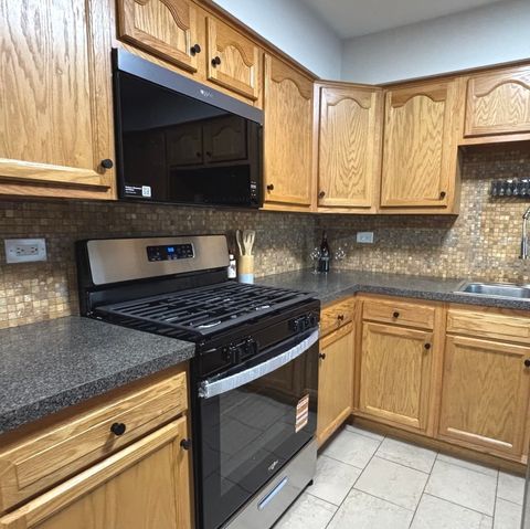 Tiny photo for 10437 Natoma Avenue #4, Chicago Ridge, IL 60415 (MLS # 12629605)