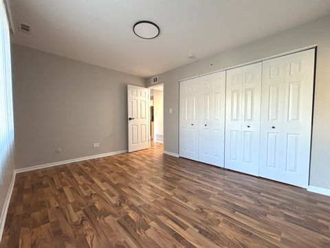 Tiny photo for 10437 Natoma Avenue #4, Chicago Ridge, IL 60415 (MLS # 12629605)