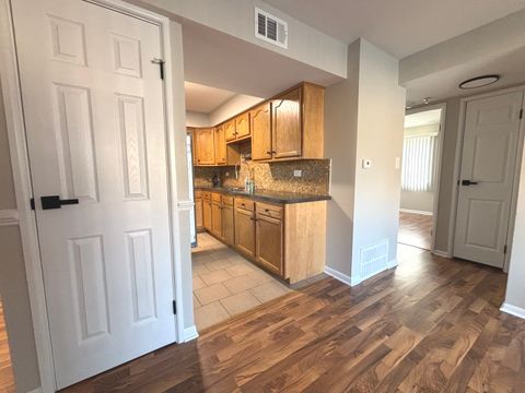 Tiny photo for 10437 Natoma Avenue #4, Chicago Ridge, IL 60415 (MLS # 12629605)