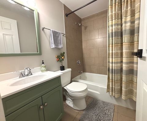 Tiny photo for 10437 Natoma Avenue #4, Chicago Ridge, IL 60415 (MLS # 12629605)