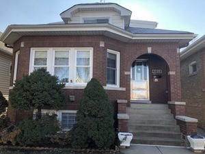 Photo of 6213 W Eddy Street, Chicago, IL 60634 (MLS # 12743878)