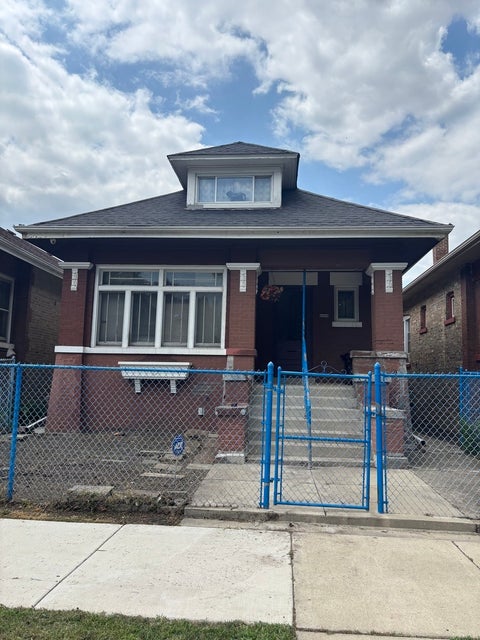 Photo of 6346 S MAPLEWOOD Avenue, Chicago, IL 60629 (MLS # 12771651)