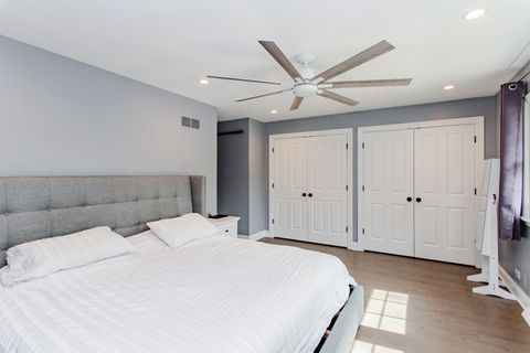 Tiny photo for 341 E Madison Street, Elmhurst, IL 60126 (MLS # 12464336)