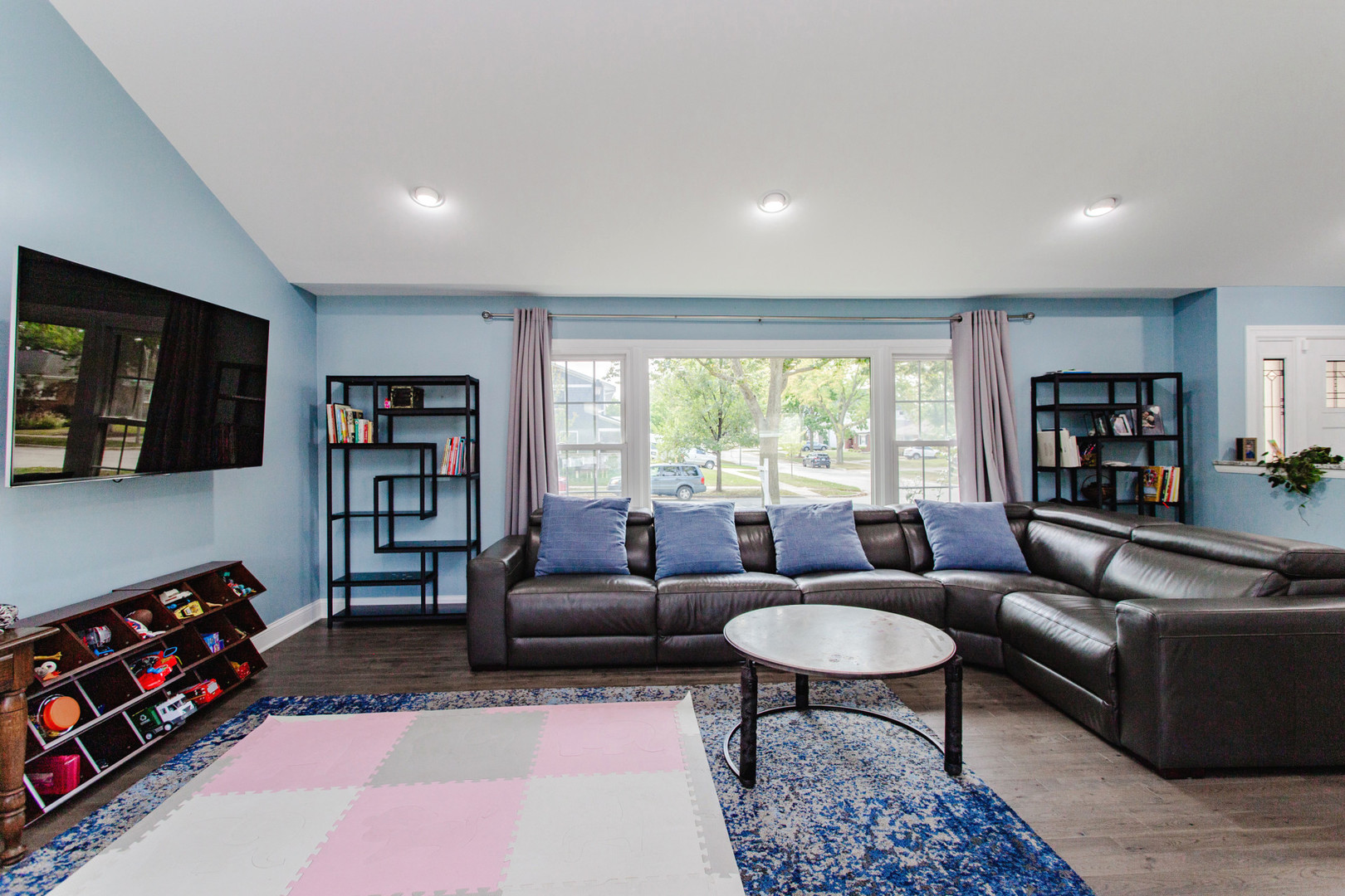 341 E Madison Street