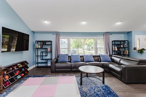 Tiny photo for 341 E Madison Street, Elmhurst, IL 60126 (MLS # 12464336)