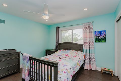 Tiny photo for 341 E Madison Street, Elmhurst, IL 60126 (MLS # 12464336)