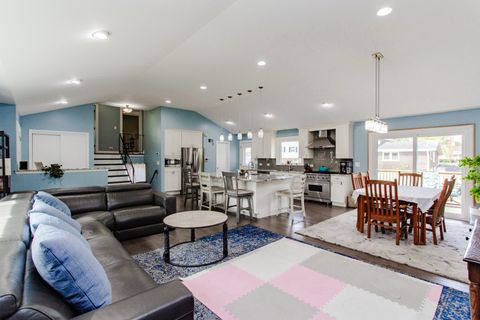 Tiny photo for 341 E Madison Street, Elmhurst, IL 60126 (MLS # 12464336)