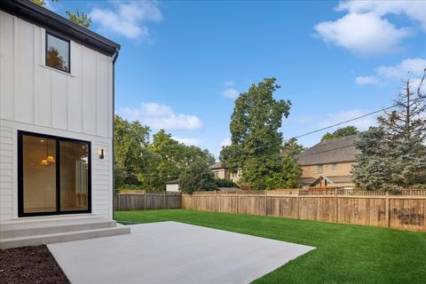 Tiny photo for 580 S Kearsage Avenue, Elmhurst, IL 60126 (MLS # 12452441)