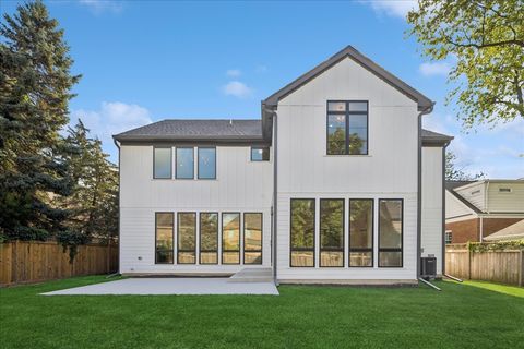 Tiny photo for 580 S Kearsage Avenue, Elmhurst, IL 60126 (MLS # 12452441)