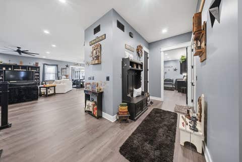 Tiny photo for 2401 N 4350th Road, Sheridan, IL 60551 (MLS # 12615065)