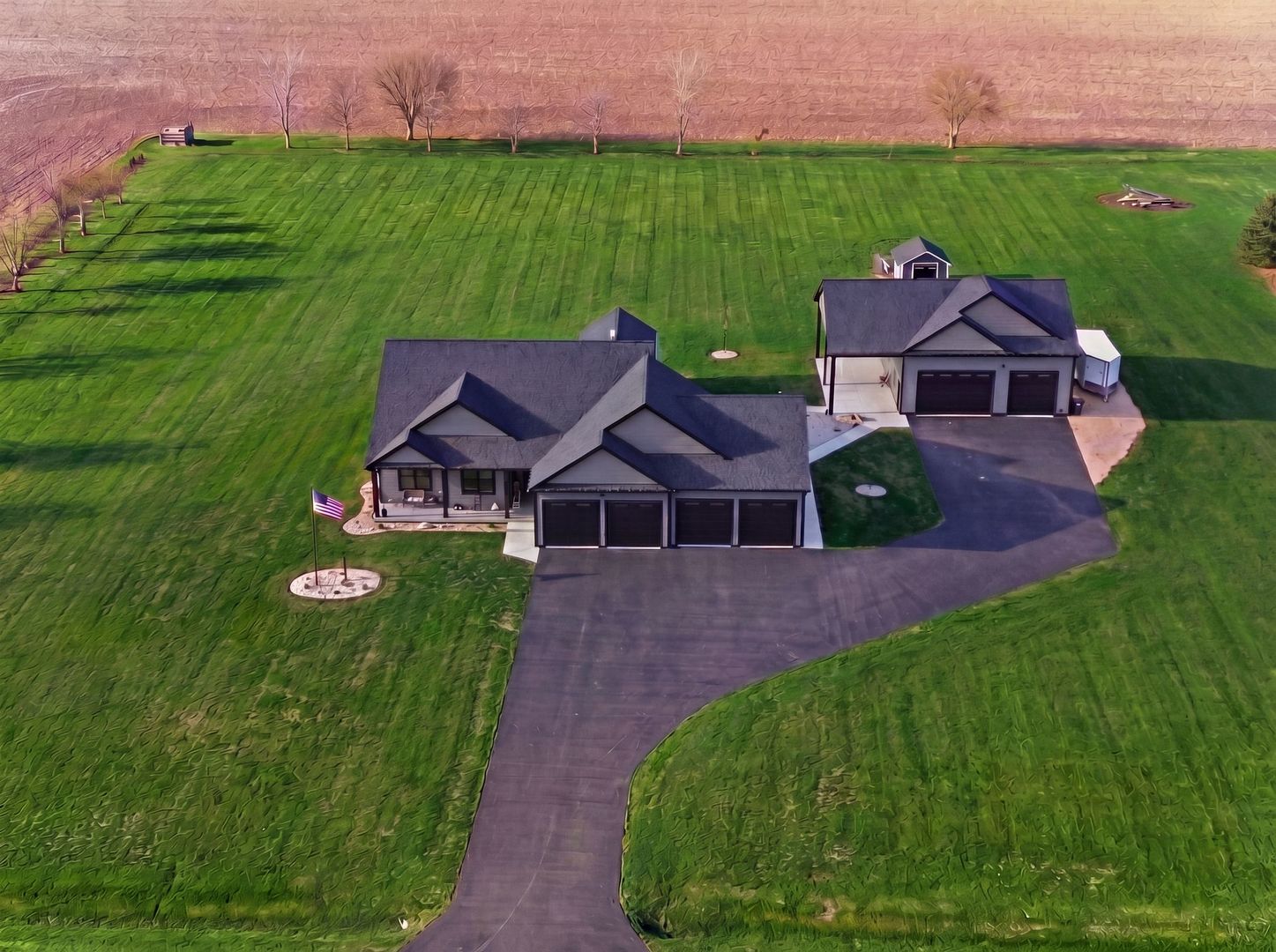 2401 N 4350th Road