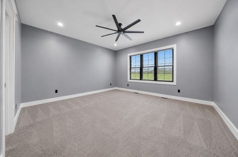 Tiny photo for 2401 N 4350th Road, Sheridan, IL 60551 (MLS # 12615065)