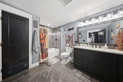 Tiny photo for 2401 N 4350th Road, Sheridan, IL 60551 (MLS # 12615065)