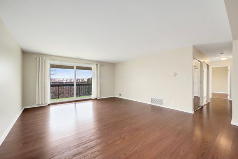 Tiny photo for 714 Walnut Drive #405, Darien, IL 60561 (MLS # 12596377)